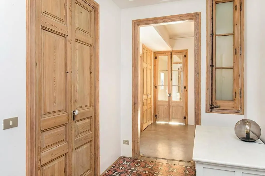 Canela Homes Barcelona Concepcio Spain