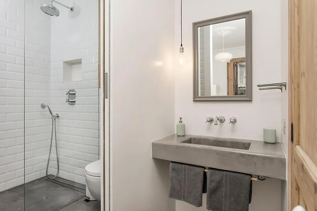 Canela Homes Barcelona Concepcio Apartment